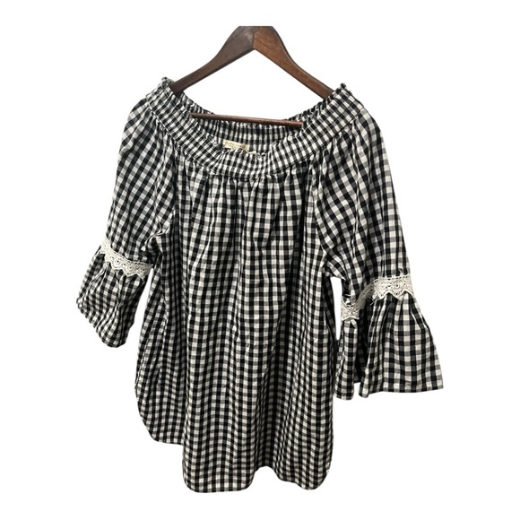 STUDIO WEST APPAREL BLACK AND WHITE GINGHAM SMOCKED FLARE LACE DETAIL SLEEVES - Picture 2 of 16